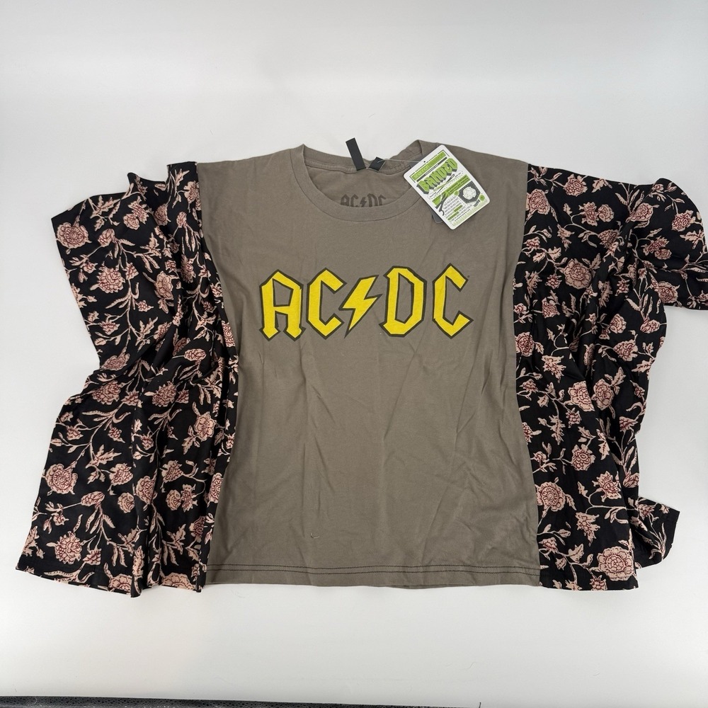 AC/DC Cropped Boho‎ Concert Band Tee Bell Sleeves Rock One Of A Kind